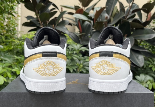 Air Jordan 1 Low  White Black Metallic Gold Swoosh  553558-172  35.5-47.5 M54
